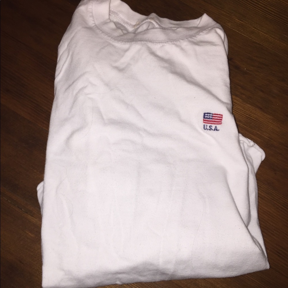 BRANDY MELVILLE USA LONG SLEVE SHIRT